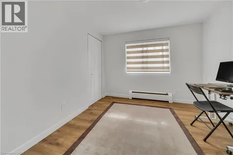 78 Borden Parkway Kitchener ON N2M 3T4