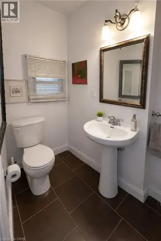 237 James Street North Hamilton ON L8R 2L2
