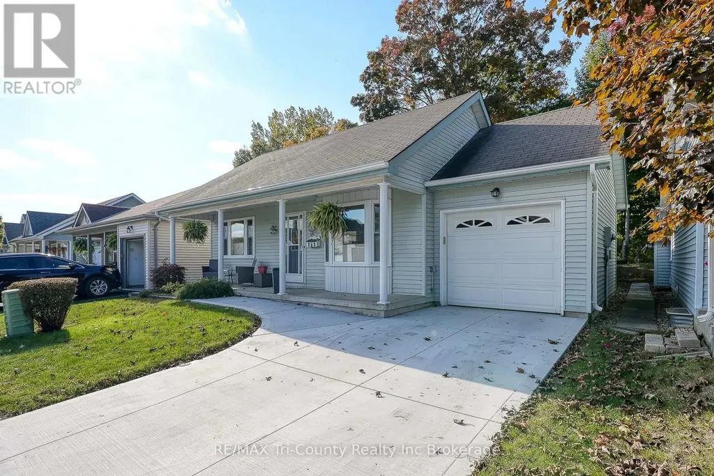 18 Wilkins Crescent Tillsonburg ON N4G 5M6
