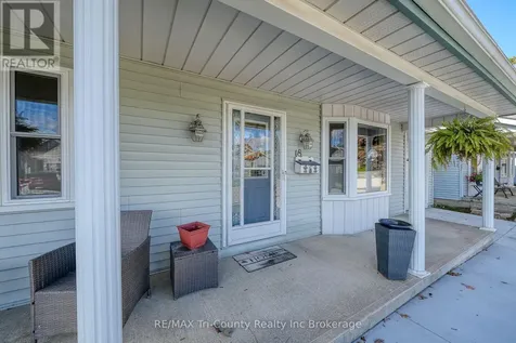 18 Wilkins Crescent Tillsonburg ON N4G 5M6