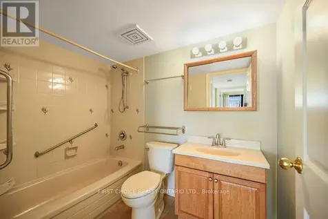 50 Market St Street Gananoque ON K7G 2M3