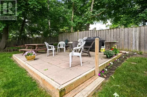 50 Market St Street Gananoque ON K7G 2M3