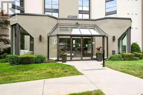 50 Market St Street Gananoque ON K7G 2M3