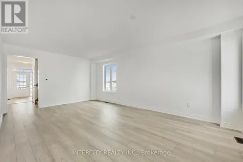 11 Avalon Drive Wasaga Beach ON L9Z 0M2