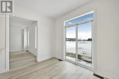 11 Avalon Drive Wasaga Beach ON L9Z 0M2