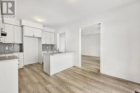 11 Avalon Drive Wasaga Beach ON L9Z 0M2