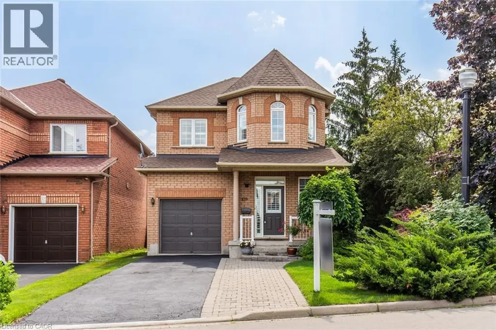 109 Peachwood Crescent Stoney Creek ON L8E 5Z7