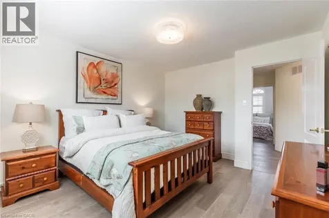 109 Peachwood Crescent Stoney Creek ON L8E 5Z7