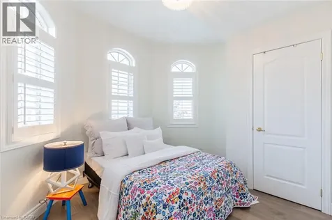 109 Peachwood Crescent Stoney Creek ON L8E 5Z7