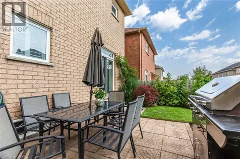 109 Peachwood Crescent Stoney Creek ON L8E 5Z7