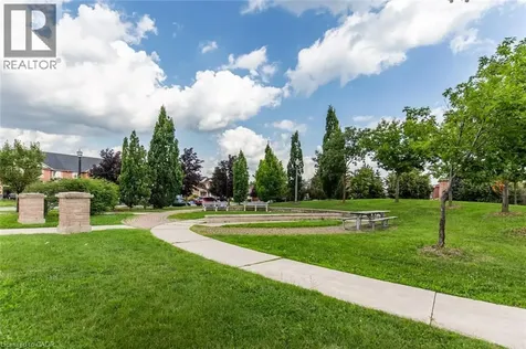 109 Peachwood Crescent Stoney Creek ON L8E 5Z7