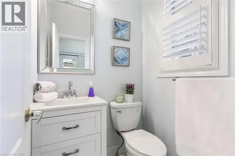 109 Peachwood Crescent Stoney Creek ON L8E 5Z7