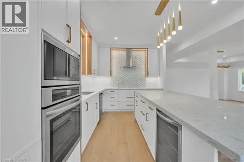 386 Southcote Road Ancaster ON L9G 2W3