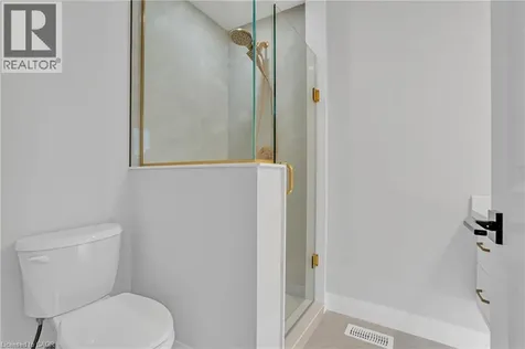 386 Southcote Road Ancaster ON L9G 2W3