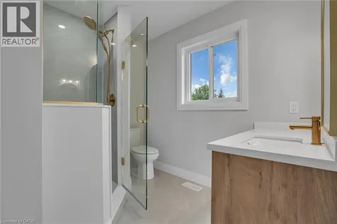 386 Southcote Road Ancaster ON L9G 2W3