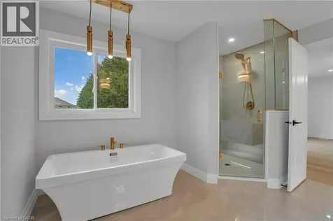 386 Southcote Road Ancaster ON L9G 2W3