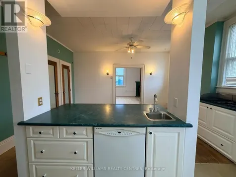 1 Simcoe Street Penetanguishene ON L9M 1V2
