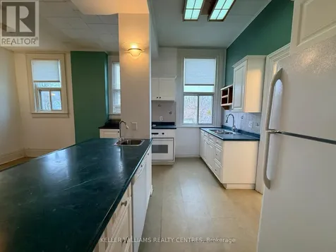 1 Simcoe Street Penetanguishene ON L9M 1V2
