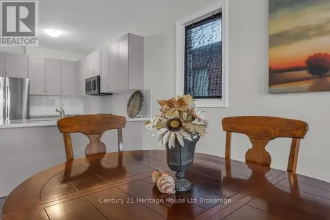 30 Seaton Crescent Tillsonburg ON N4G 0J8