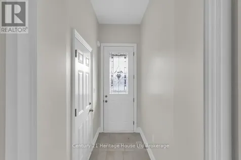 30 Seaton Crescent Tillsonburg ON N4G 0J8