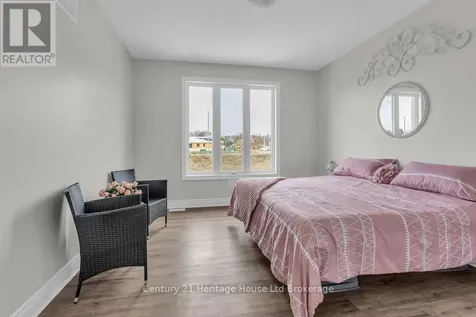30 Seaton Crescent Tillsonburg ON N4G 0J8