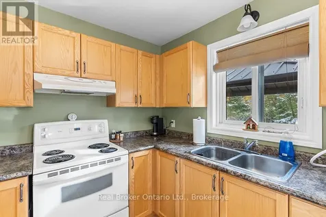 290 Myles Bay Shore Road Northern Bruce Peninsula ON N0H 1W0