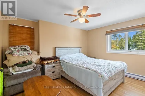 290 Myles Bay Shore Road Northern Bruce Peninsula ON N0H 1W0