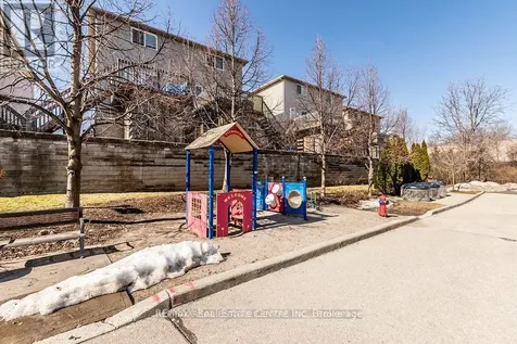 38 Howe Drive Kitchener ON N2E 0E3