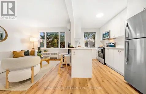232 Elm Street St. Thomas ON N5R 1J5