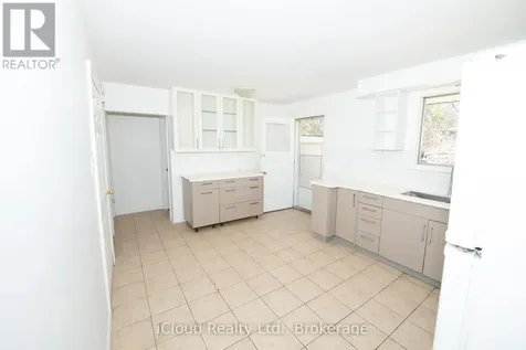 536 Glen Forrest Boulevard Waterloo ON N2L 4J2