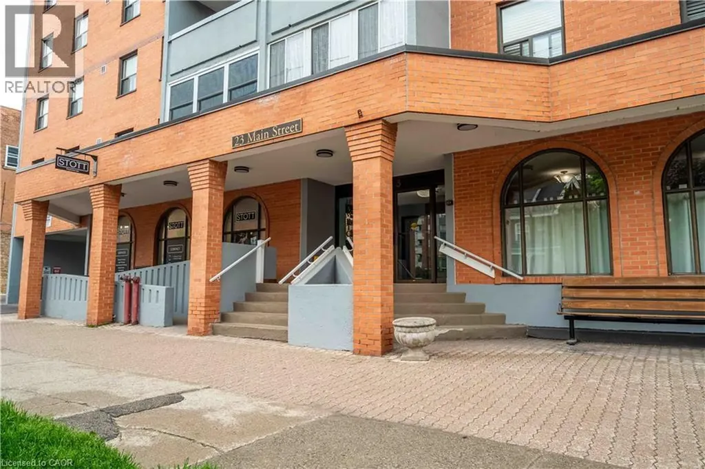 23 Main Street Dundas ON L9H 2P7