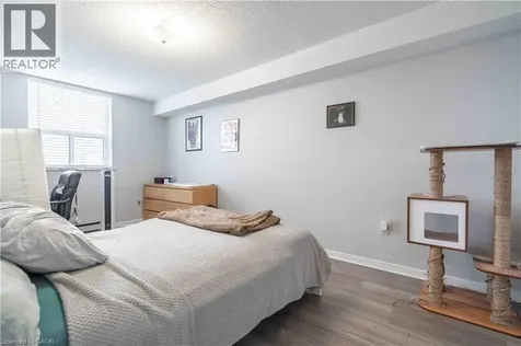 23 Main Street Dundas ON L9H 2P7