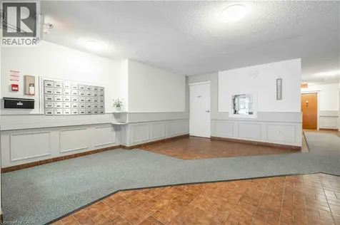 23 Main Street Dundas ON L9H 2P7