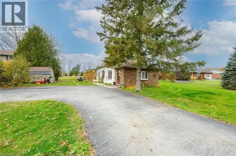 43290 Pettit Road Wainfleet ON L0S 1V0