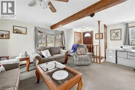 43290 Pettit Road Wainfleet ON L0S 1V0