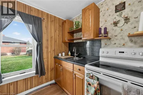 43290 Pettit Road Wainfleet ON L0S 1V0