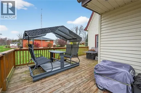 43290 Pettit Road Wainfleet ON L0S 1V0