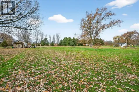 43290 Pettit Road Wainfleet ON L0S 1V0