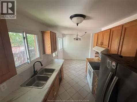 2650 Rivard Avenue Windsor ON N8T 2H5