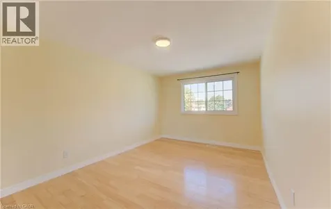 1493 Queens Boulevard Kitchener ON N2M 1E3