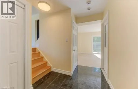 1493 Queens Boulevard Kitchener ON N2M 1E3