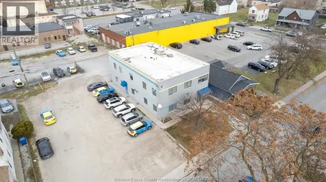 350 Tuscarora / 634 Mcdougall Windsor ON N9A 3L7