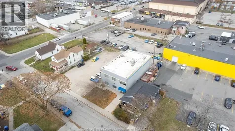 350 Tuscarora / 634 Mcdougall Windsor ON N9A 3L7
