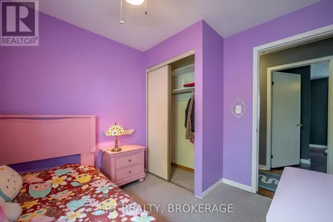 697 Macdonald Drive Gananoque ON K7G 3C4