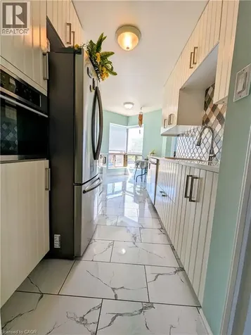300 Keats Way Waterloo ON N2L 6E6