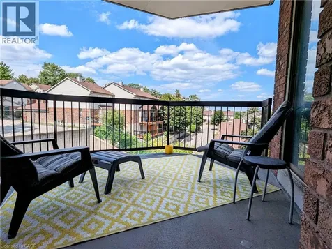 300 Keats Way Waterloo ON N2L 6E6