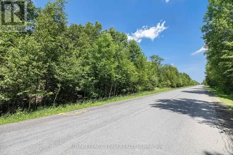 L2-3575 Paden Road Ottawa ON K0A 2T0