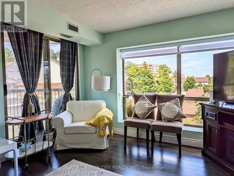 300 Keats Way Waterloo ON N2L 6E6