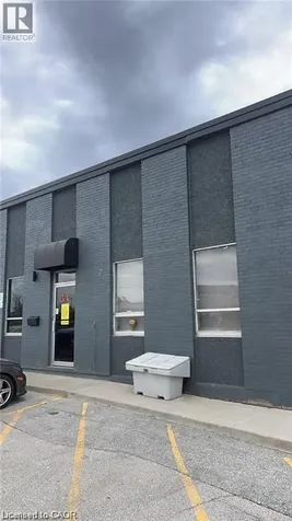 1153 Pioneer Road Burlington ON L7M 1K5