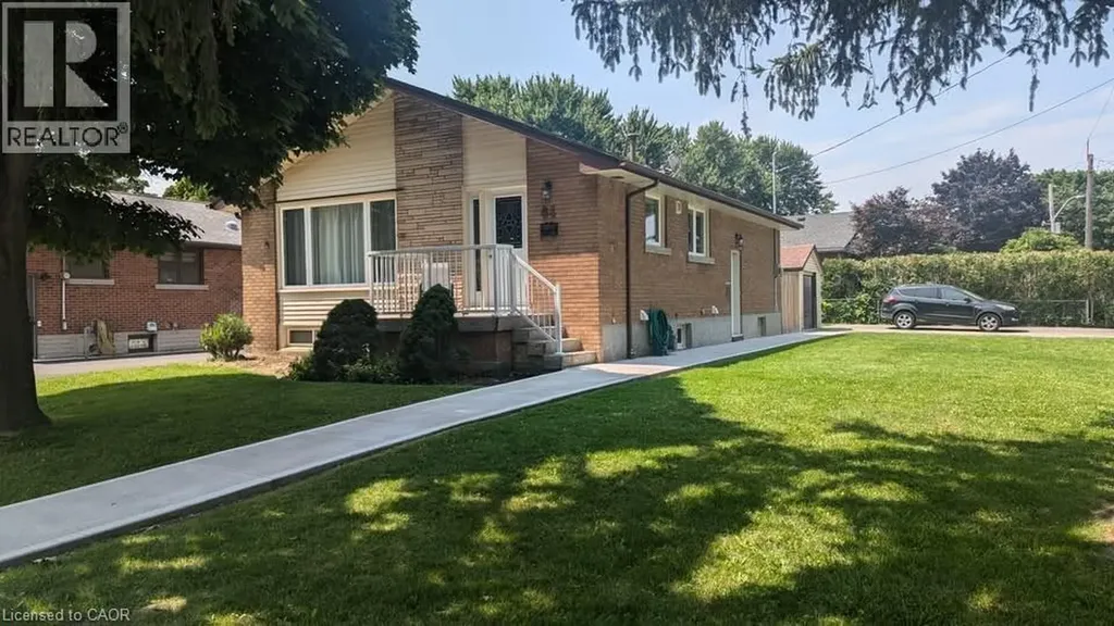 64 West 25th Street Hamilton ON L9C 4X2